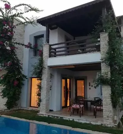 Вилла Luks Mustakil